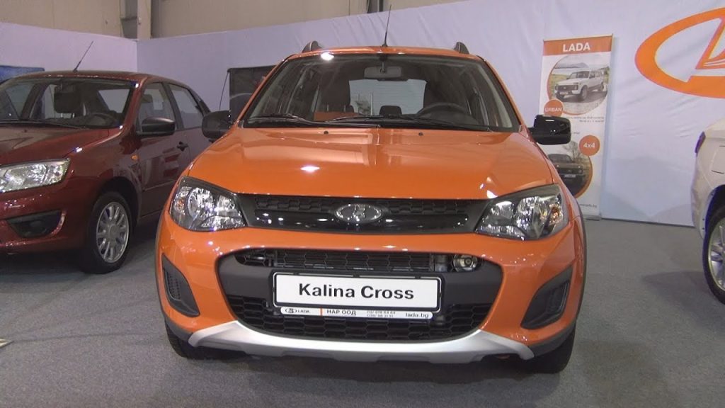 Lada Kalina Cross спереди